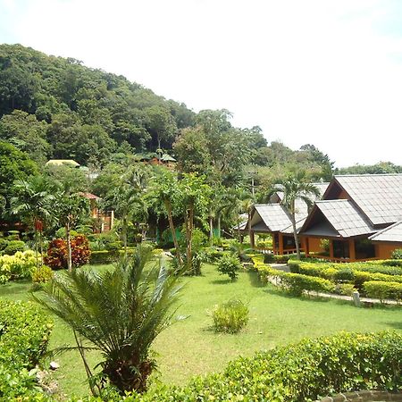 Diamond Cave Resort Рейли-Бич Экстерьер фото