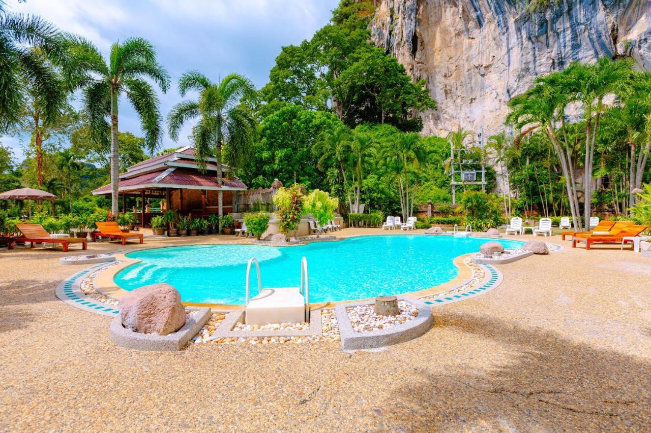 Diamond Cave Resort Рейли-Бич Экстерьер фото