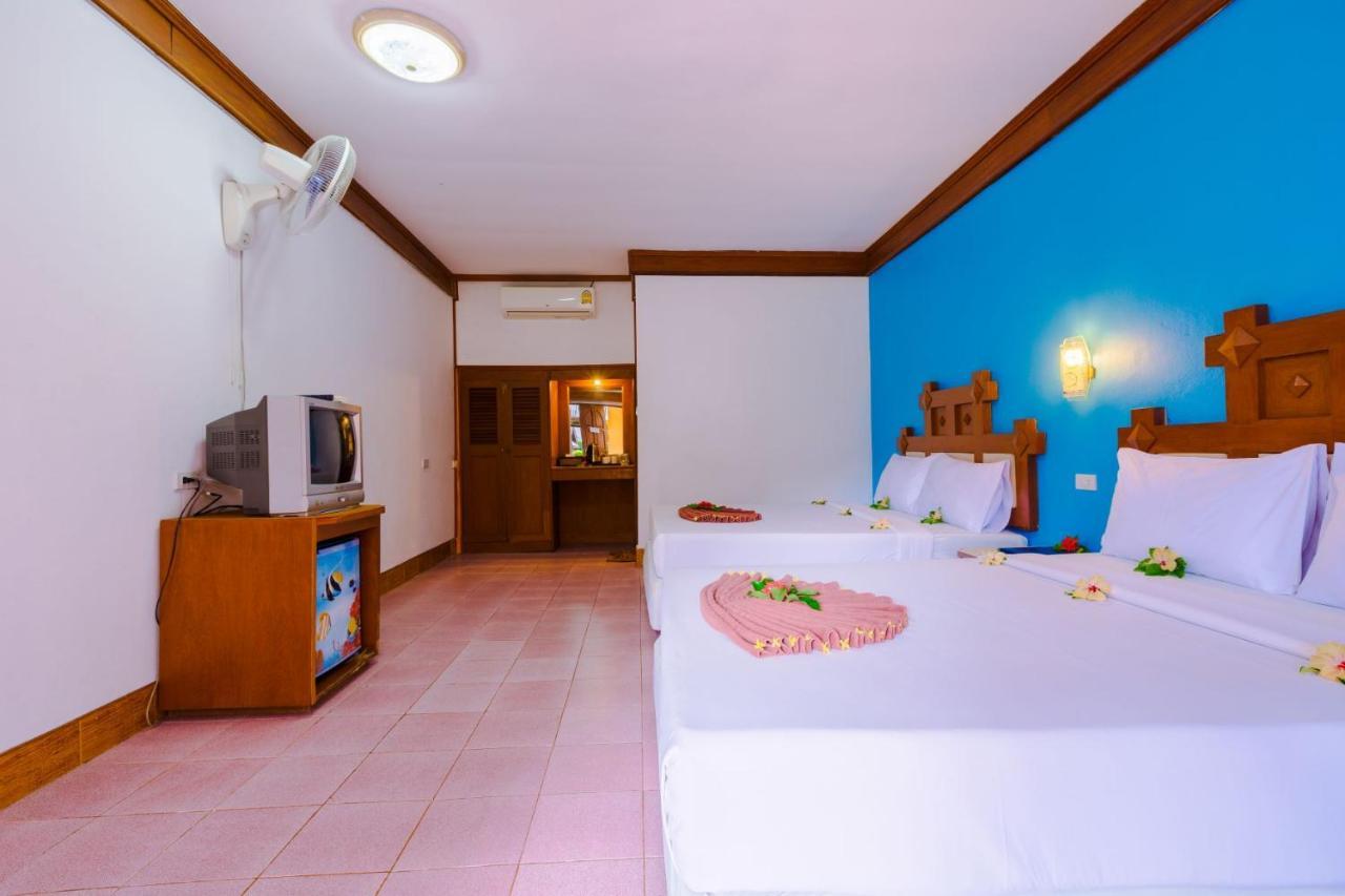 Diamond Cave Resort Рейли-Бич Экстерьер фото