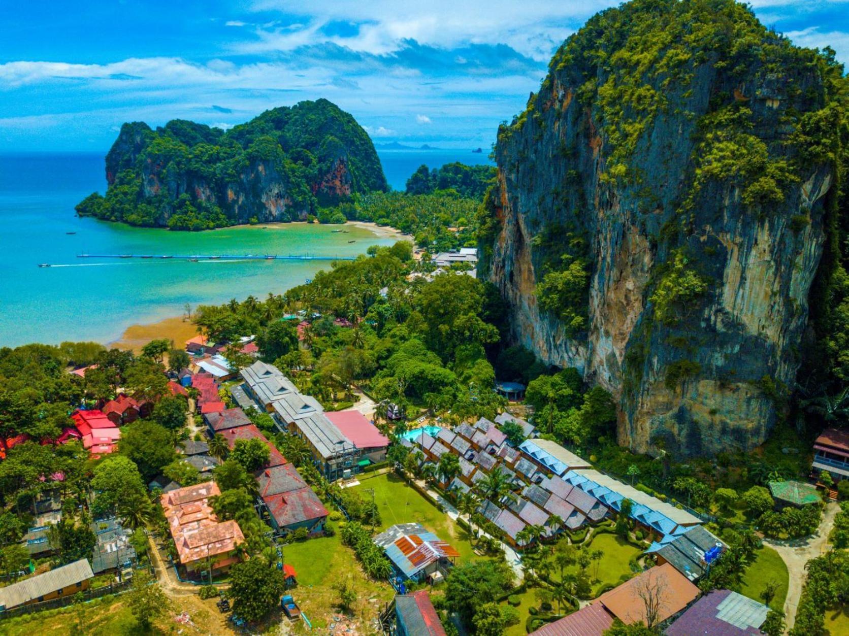 Diamond Cave Resort Рейли-Бич Экстерьер фото