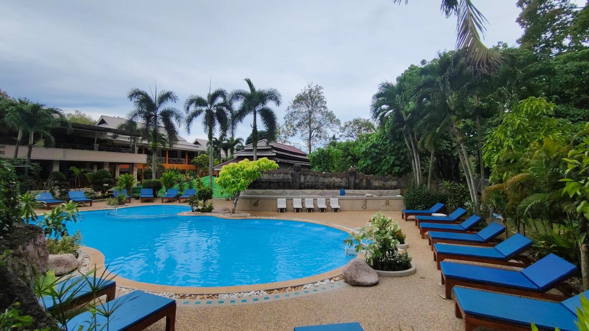 Diamond Cave Resort Рейли-Бич Экстерьер фото